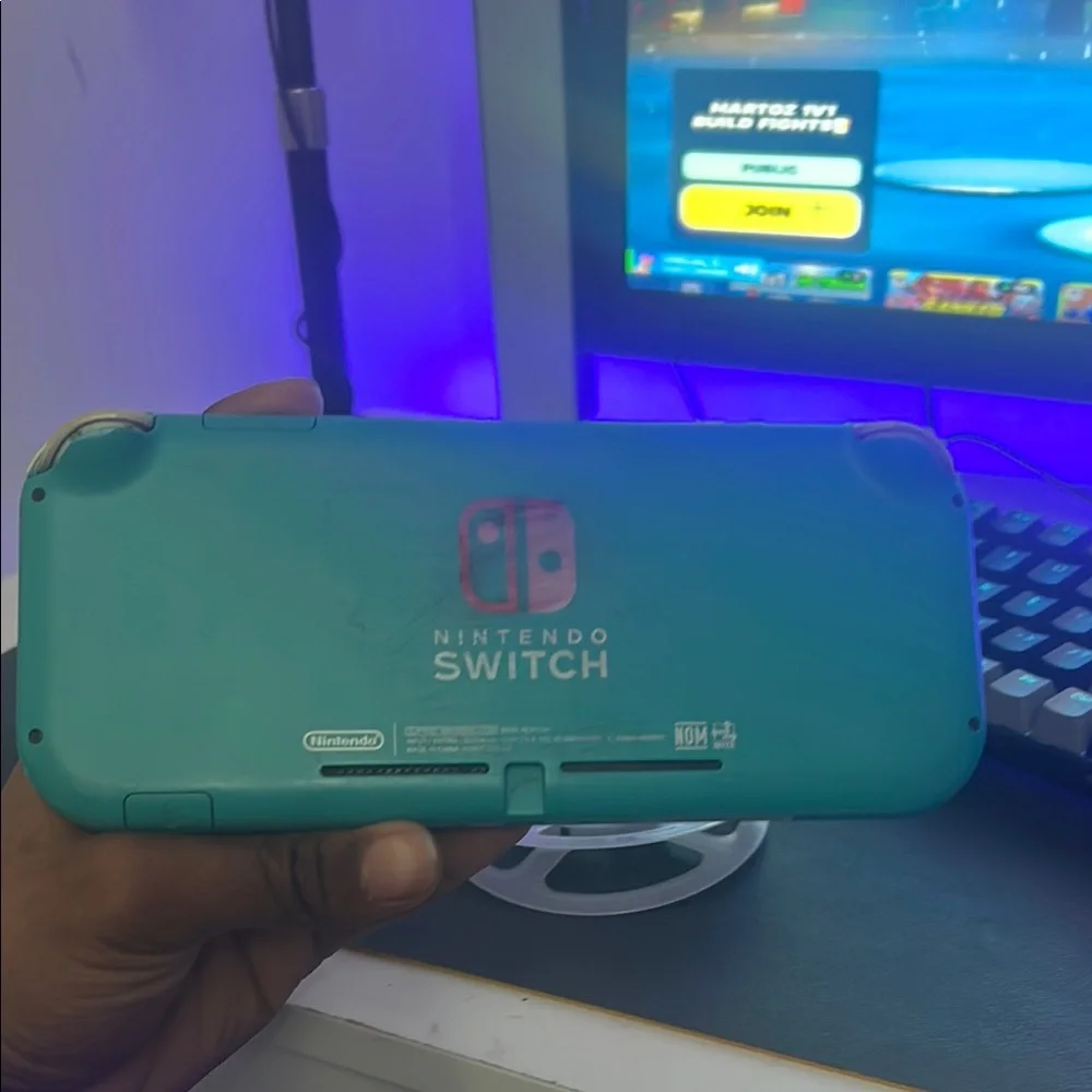 Nintendo Switch Lite Turquoise Handheld Console - Picture 2 of 5